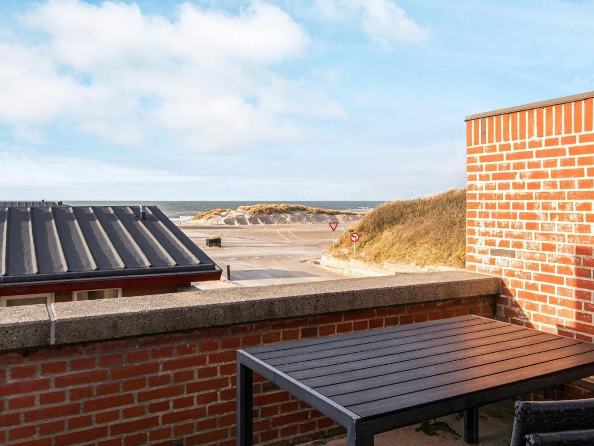 6 Person Holiday Home In Henne Henne Strand Exterior photo